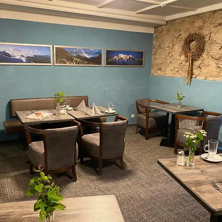 Otel Edelweiss 3*