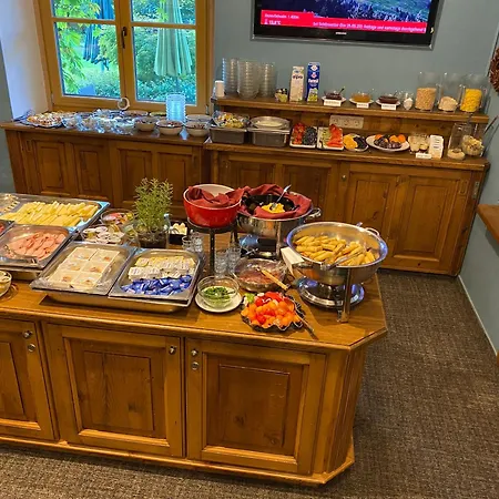 מלון Edelweiss קיצביהל